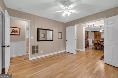 919 Crawford Street, Madison, GA 30650 - Photo 9