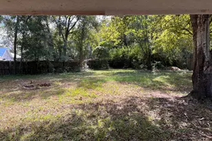 203 Courtney Pl, Saint Marys, GA 31558 - Photo 13