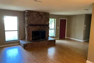 203 Courtney Pl, Saint Marys, GA 31558 - Photo 3