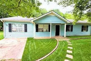 124 Libby Ln, Jonesboro, GA 30238 - Photo 1