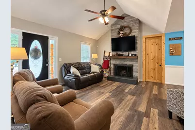 913 Century Oak Drive, Winder, GA 30680 - Photo 7