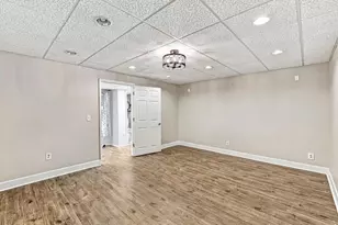 1586 Tennessee Walker Dr, Roswell, GA 30075 - Photo 33