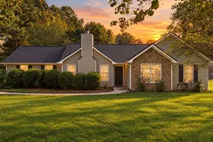 111 Cranford Mill Dr, Newnan, GA 30265 - Photo 1