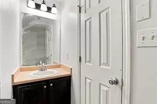 8260 Oakley Cir, Union City, GA 30291 - Photo 29