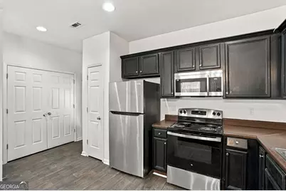 8260 Oakley Circle # 2, Union City, GA 30291 - Photo 15