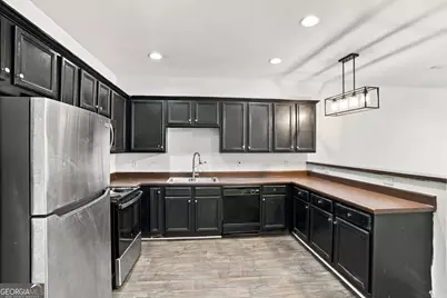 8260 Oakley Circle # 2, Union City, GA 30291 - Photo 13