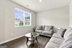 122 Russell Rd, Pendergrass, GA 30567 - Photo 5