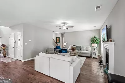 17 Marvin Gardens, Sharpsburg, GA 30277 - Photo 11