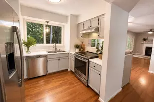 10535 Virginia Pine Ln, Johns Creek, GA 30022 - Photo 7