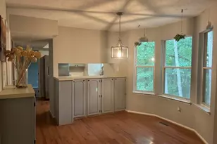 10535 Virginia Pine Ln, Johns Creek, GA 30022 - Photo 5