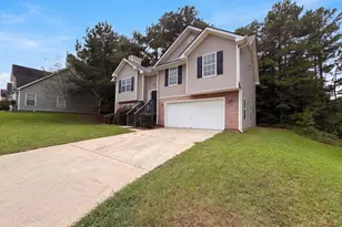 3936 Kimberlyn Ct, Rex, GA 30273 - Photo 3