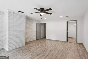 4010 Boulder Park Dr SW, Atlanta, GA 30331 - Photo 17