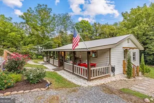 325 Austin St, Blue Ridge, GA 30513 - Photo 1