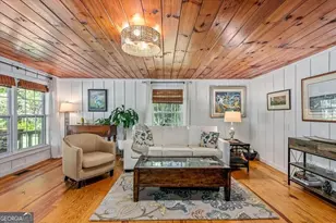 325 Austin St, Blue Ridge, GA 30513 - Photo 5