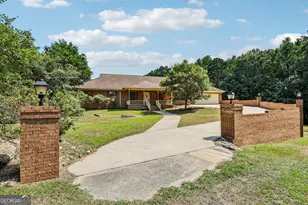 8791 Pleasant Hill Rd, Lithonia, GA 30058 - Photo 7