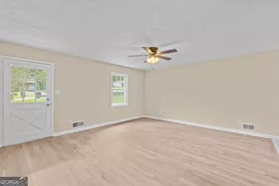 285 Amanda Court, Stockbridge, GA 30281 - Photo 3
