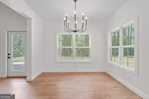 2424 Fischer Rd, Sharpsburg, GA 30277 - Photo 9