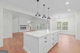 2424 Fischer Rd, Sharpsburg, GA 30277 - Photo 3