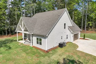 2424 Fischer Rd, Sharpsburg, GA 30277 - Photo 49