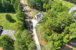 2424 Fischer Rd, Sharpsburg, GA 30277 - Photo 5