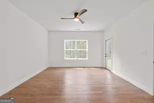 2424 Fischer Rd, Sharpsburg, GA 30277 - Photo 29