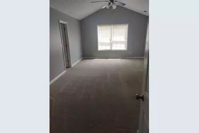 679 Shadow Lakes Drive, Lithonia, GA 30058 - Photo 7