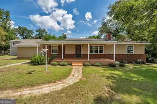 1102 N 3rd St, Cordele, GA 31015 - Photo 1