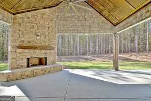 196 Bob Smith Rd, Sharpsburg, GA 30277 - Photo 17