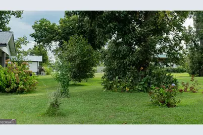 27 Patricia Lane, Hazlehurst, GA 31539 - Photo 3