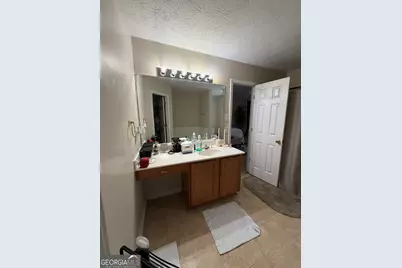 667 Lakes Circle, Lithonia, GA 30058 - Photo 17