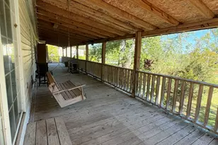 698 Pat Dixon Rd, Hazlehurst, GA 31539 - Photo 9