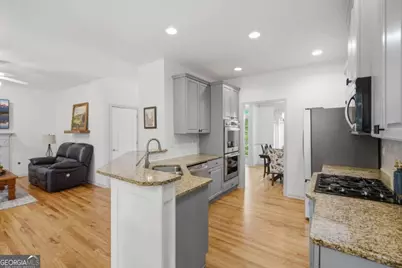 4092 Suwanee Mill Drive, Buford, GA 30518 - Photo 7