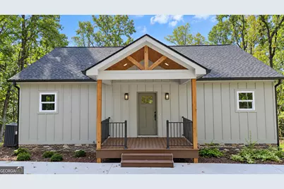 420 Lake Place Drive, Lavonia, GA 30553 - Photo 1