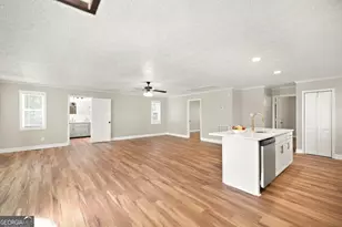 559 Shawnee Cir, Byron, GA 31008 - Photo 13