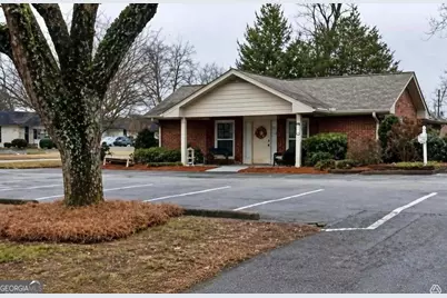 560 N Jeff Davis Drive, Fayetteville, GA 30214 - Photo 1
