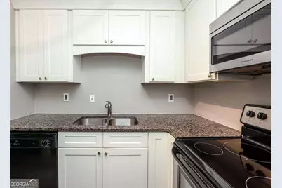 5031 Bell Drive SE, Smyrna, GA 30080 - Photo 9