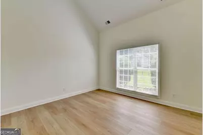 6336 Spring Lake Drive, Flowery Branch, GA 30542 - Photo 7