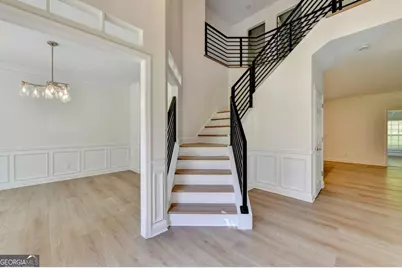 6336 Spring Lake Drive, Flowery Branch, GA 30542 - Photo 5
