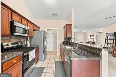 323 Tallassee Lane, Statham, GA 30666 - Photo 15