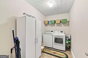 323 Tallassee Ln, Statham, GA 30666 - Photo 23