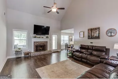 242 Lokeys Circle, Bethlehem, GA 30620 - Photo 9