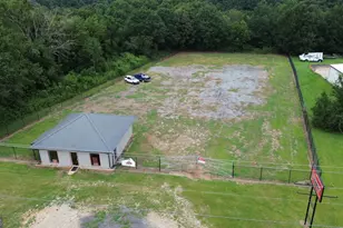 330 Concrete Rd, Lavonia, GA 30553 - Photo 1