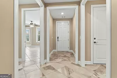 122 Cottonwood Circle, Peachtree City, GA 30269 - Photo 7