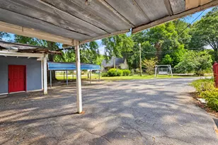 408 Harris St, Monroe, GA 30655 - Photo 15