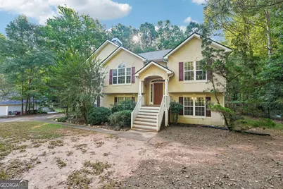 173 Masters Way, Newnan, GA 30265 - Photo 1
