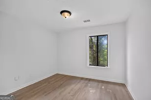 1555 Burnstone Dr, Stone Mountain, GA 30088 - Photo 21