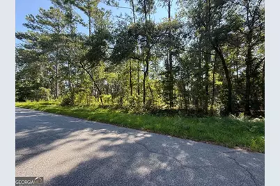 129 Sutherland Drive, Brunswick, GA 31525 - Photo 3