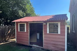 320 Parkway Dr, Thomaston, GA 30286 - Photo 5
