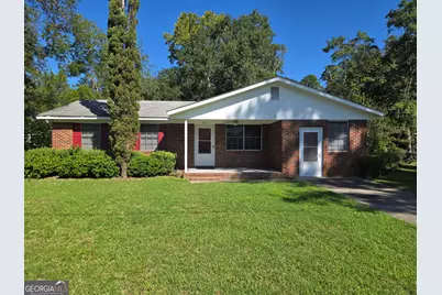 132 President Circle, Statesboro, GA 30458 - Photo 1