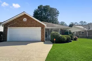 140 Landing Dr, Fayetteville, GA 30214 - Photo 1